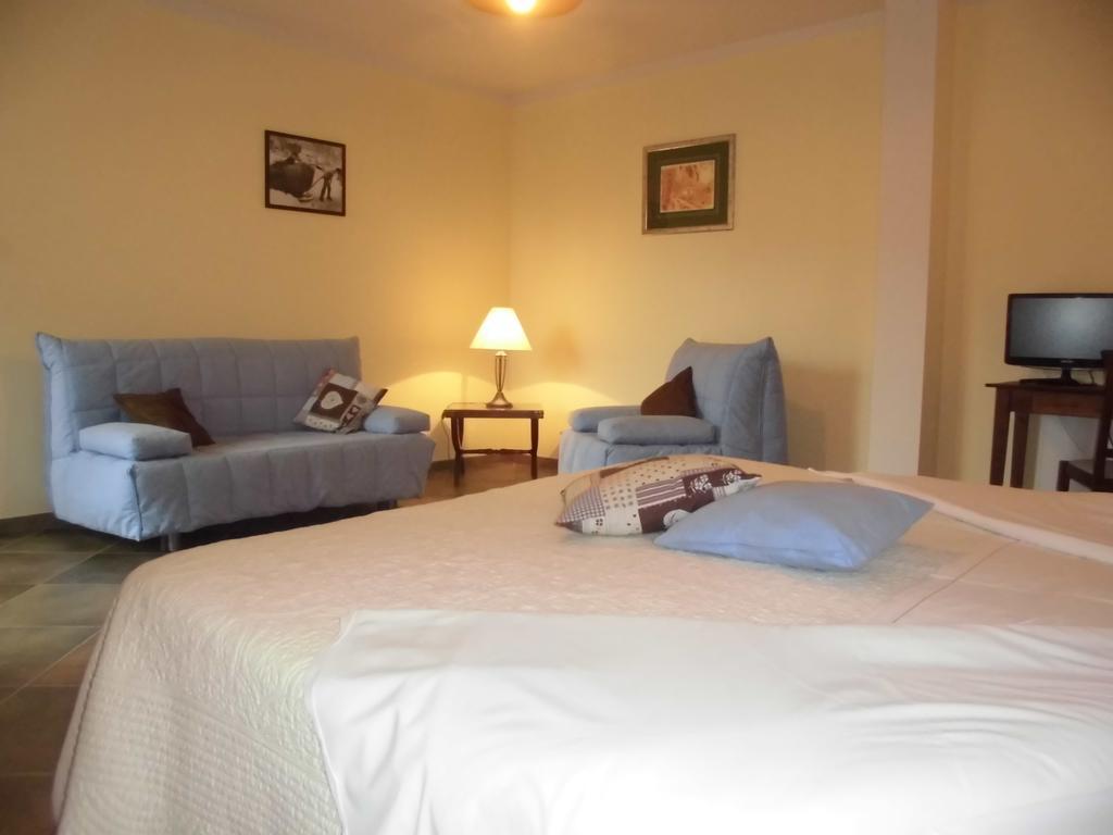 Agriturismo Bio-Ecologico Sant'Isidoro Roccaforte Mondovì Kamer foto