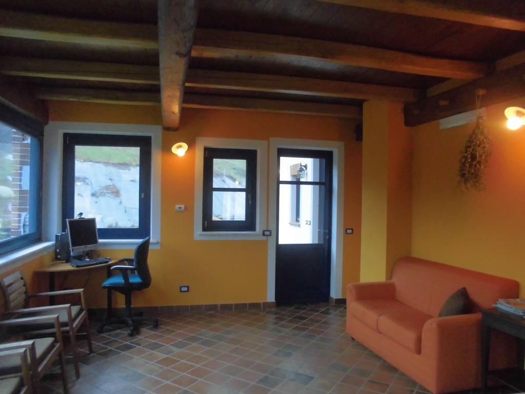 Agriturismo Bio-Ecologico Sant'Isidoro Roccaforte Mondovì Buitenkant foto