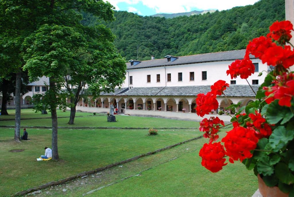 Agriturismo Bio-Ecologico Sant'Isidoro Roccaforte Mondovì Buitenkant foto