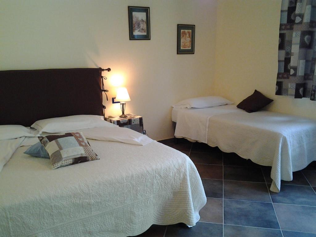 Agriturismo Bio-Ecologico Sant'Isidoro Roccaforte Mondovì Kamer foto